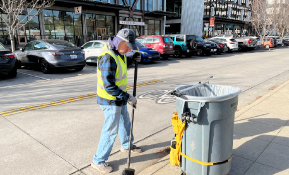 Day porter retail center cleaner